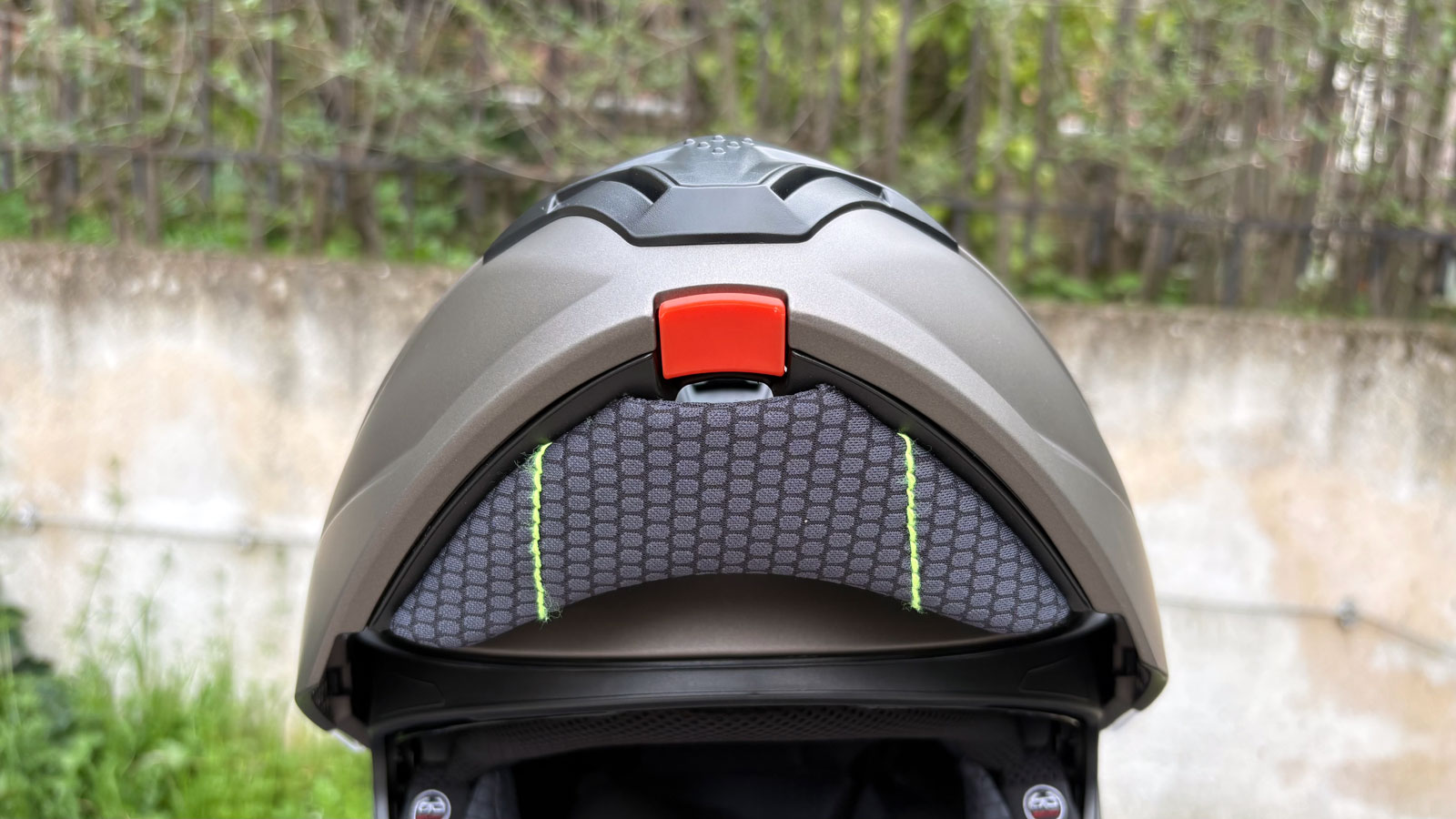 Test κράνος Zen 918: Ανοιγόμενο, γεμάτο features, στα 104 ευρώ